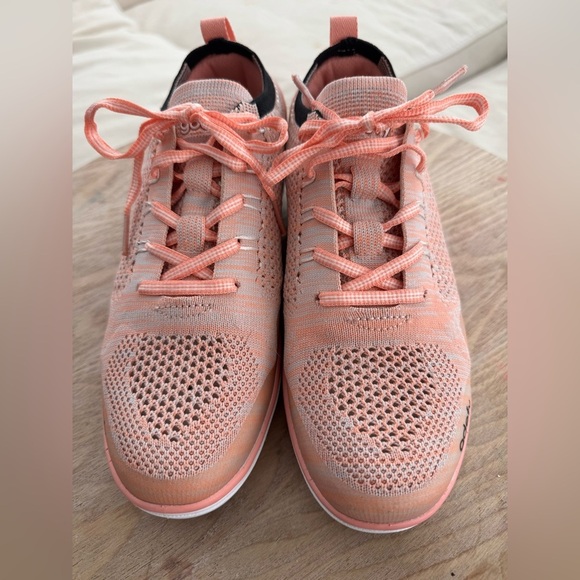 GDEFY By Gravity Defyer Women's PINK Jenni Athletic Shoes Size 8 - Picture 3 of 12